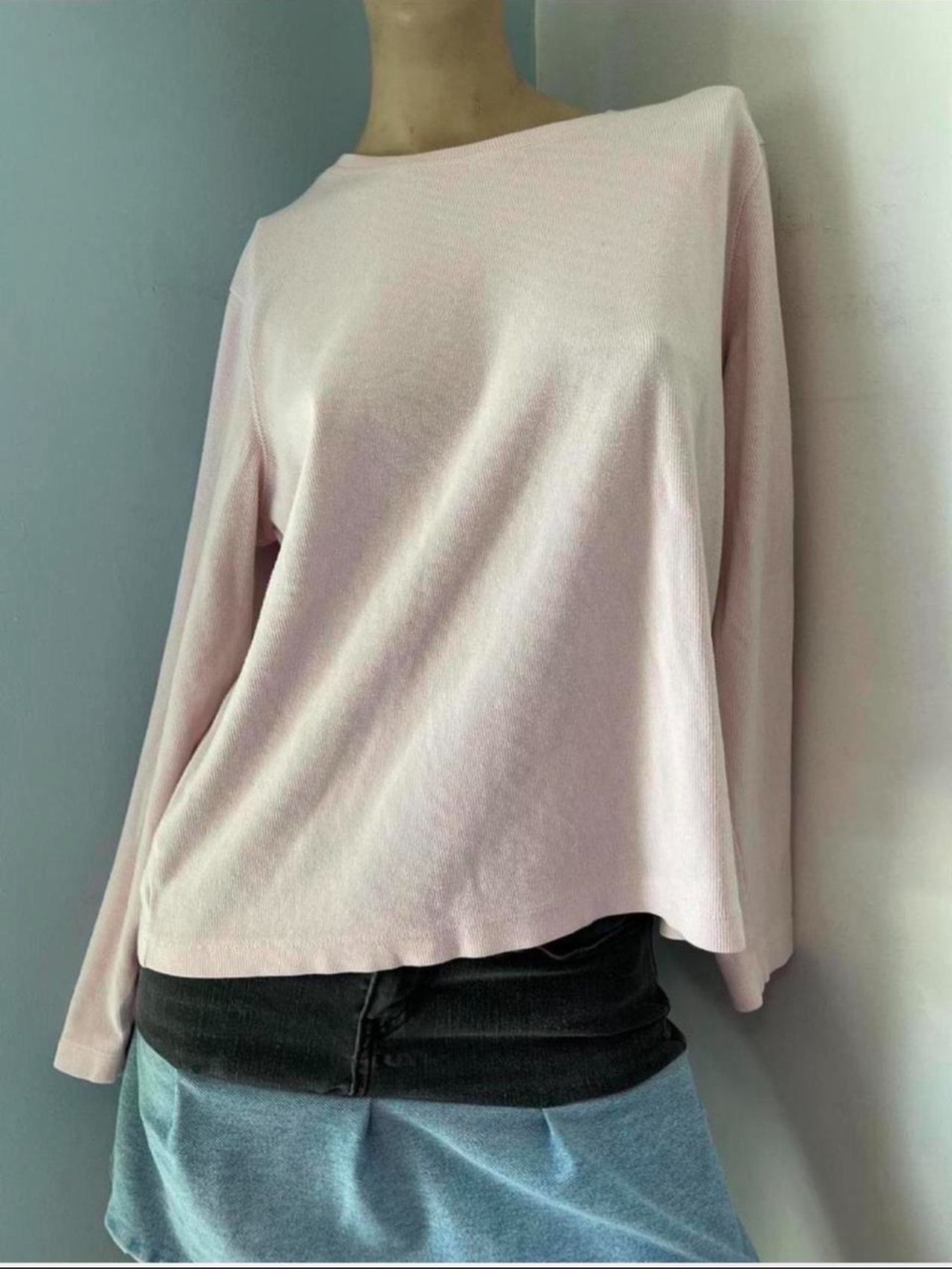 Liz Claiborne Pale Pink Long Sleeve Boatneck Top